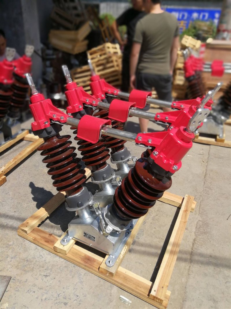 六氟化硫断路器在电力系统中的作用如何？